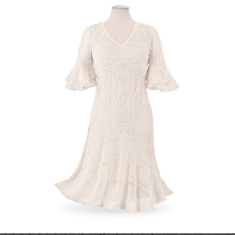 NWOT, Beautiful Lace Dress